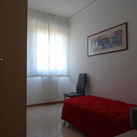 W Le Vacanze Rimini Luaran gambar