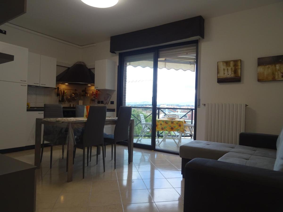 W Le Vacanze Rimini Luaran gambar